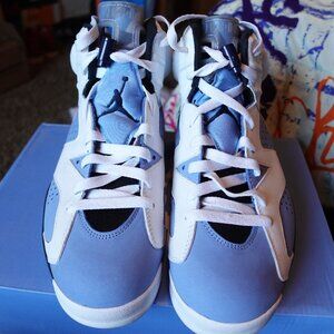 Air Jordan 6 "UNC 2022" (Size 11)
